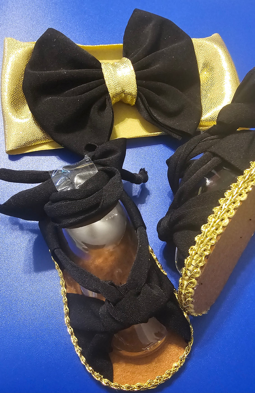 Baby sandals and bow set- Black bow with gold band- black shoes with gold trim