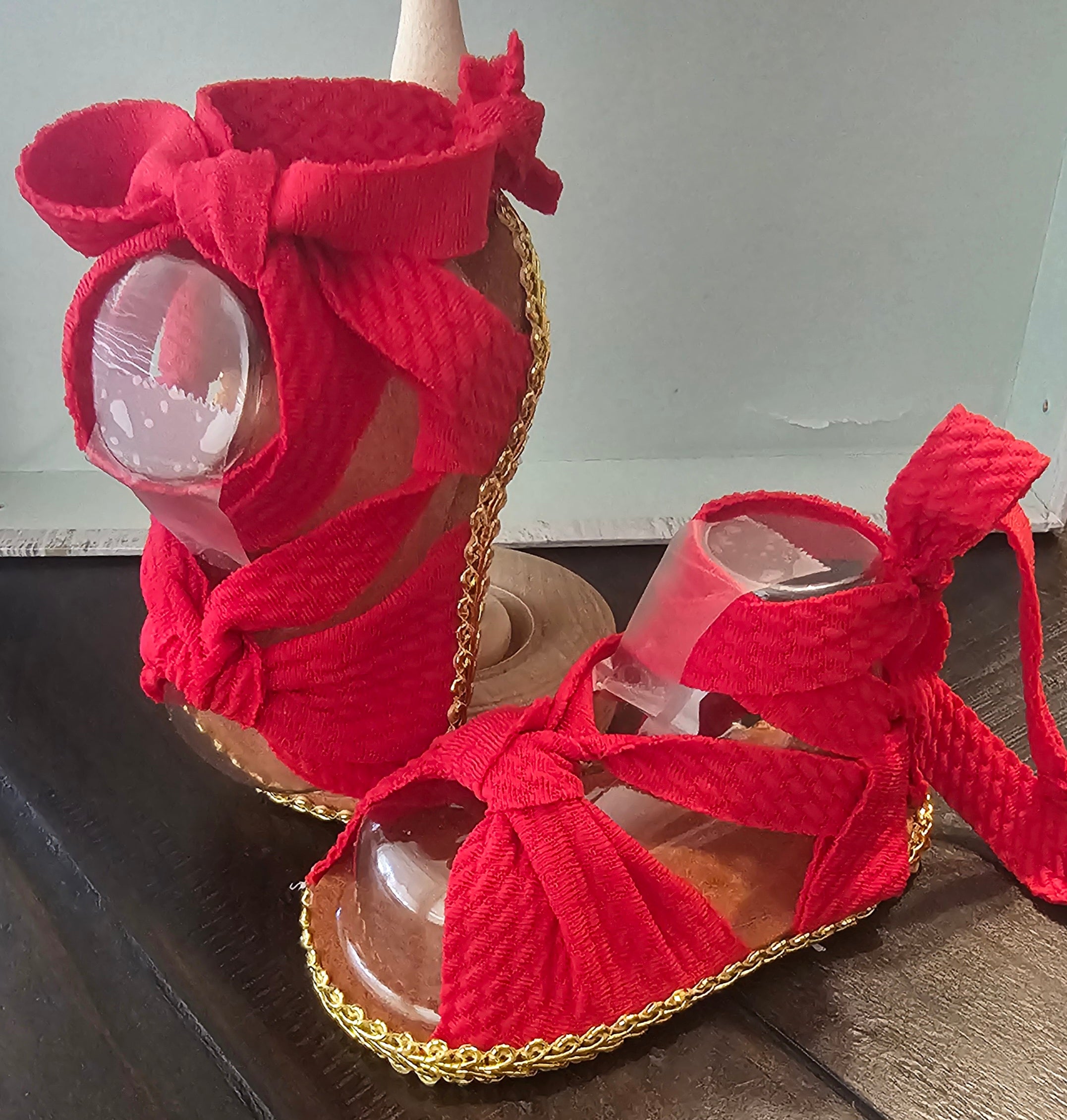 Baby sandals and bow set-Red with Gold trim