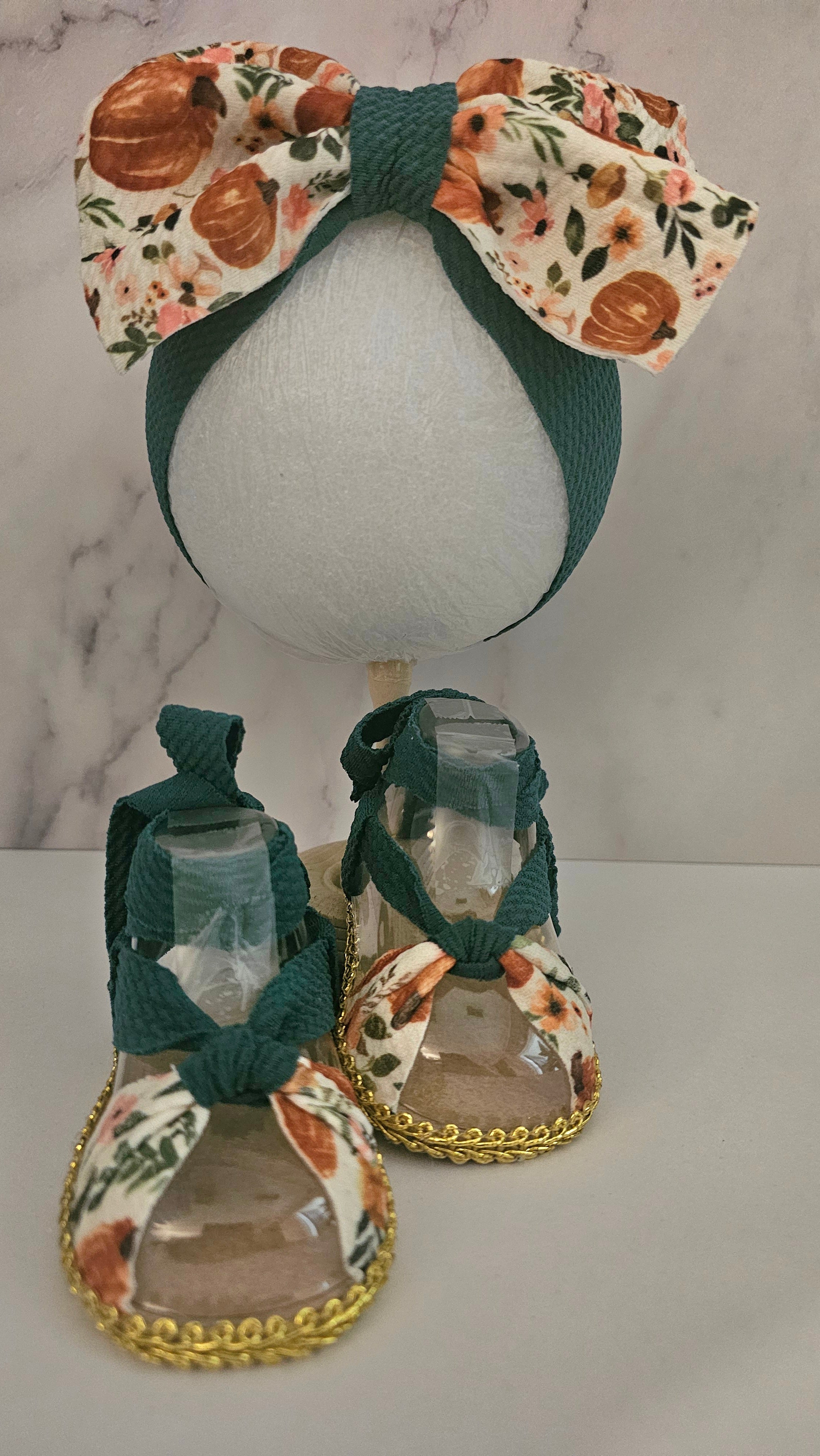 Fall Baby sandals and bow set with pumpkins