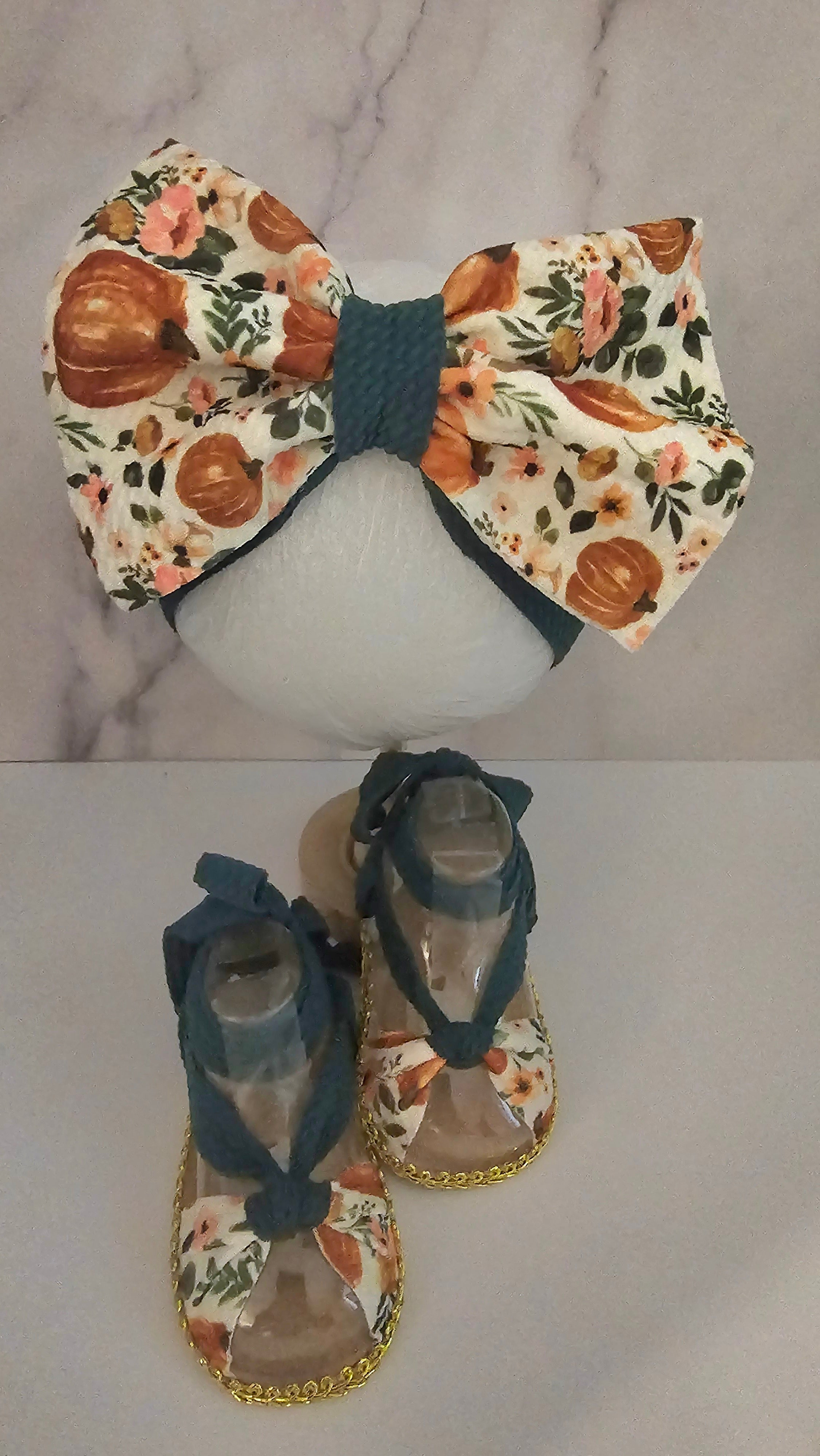 Fall Baby sandals and bow set with pumpkins