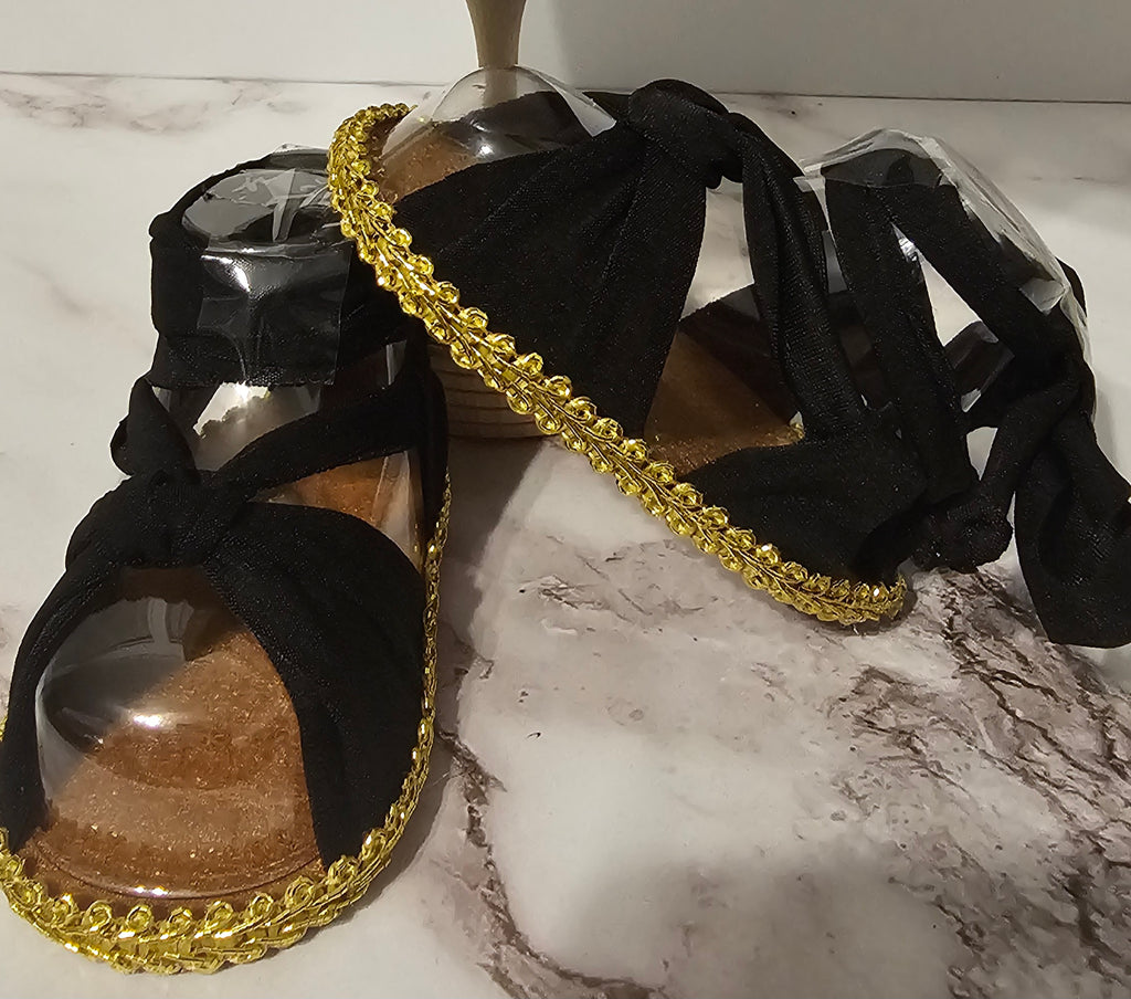 Baby sandals and bow set- Black bow with gold band- black shoes with gold trim