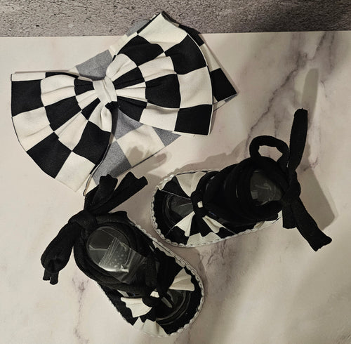 Baby sandals and bow set-BLACK-WHITE- CHECKERED PATTERN