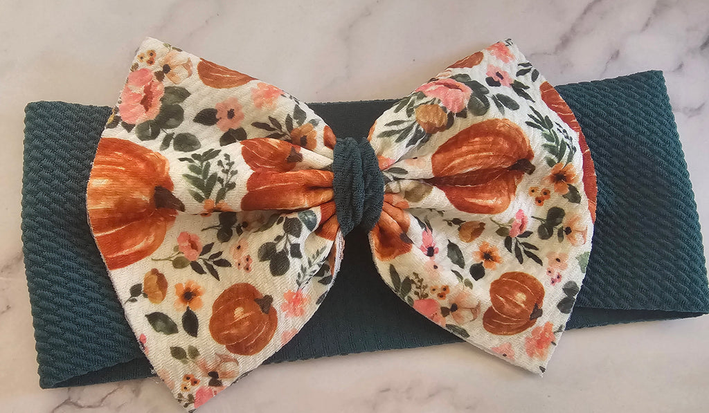 Fall -Pumpkins- Orange -Green - Bows